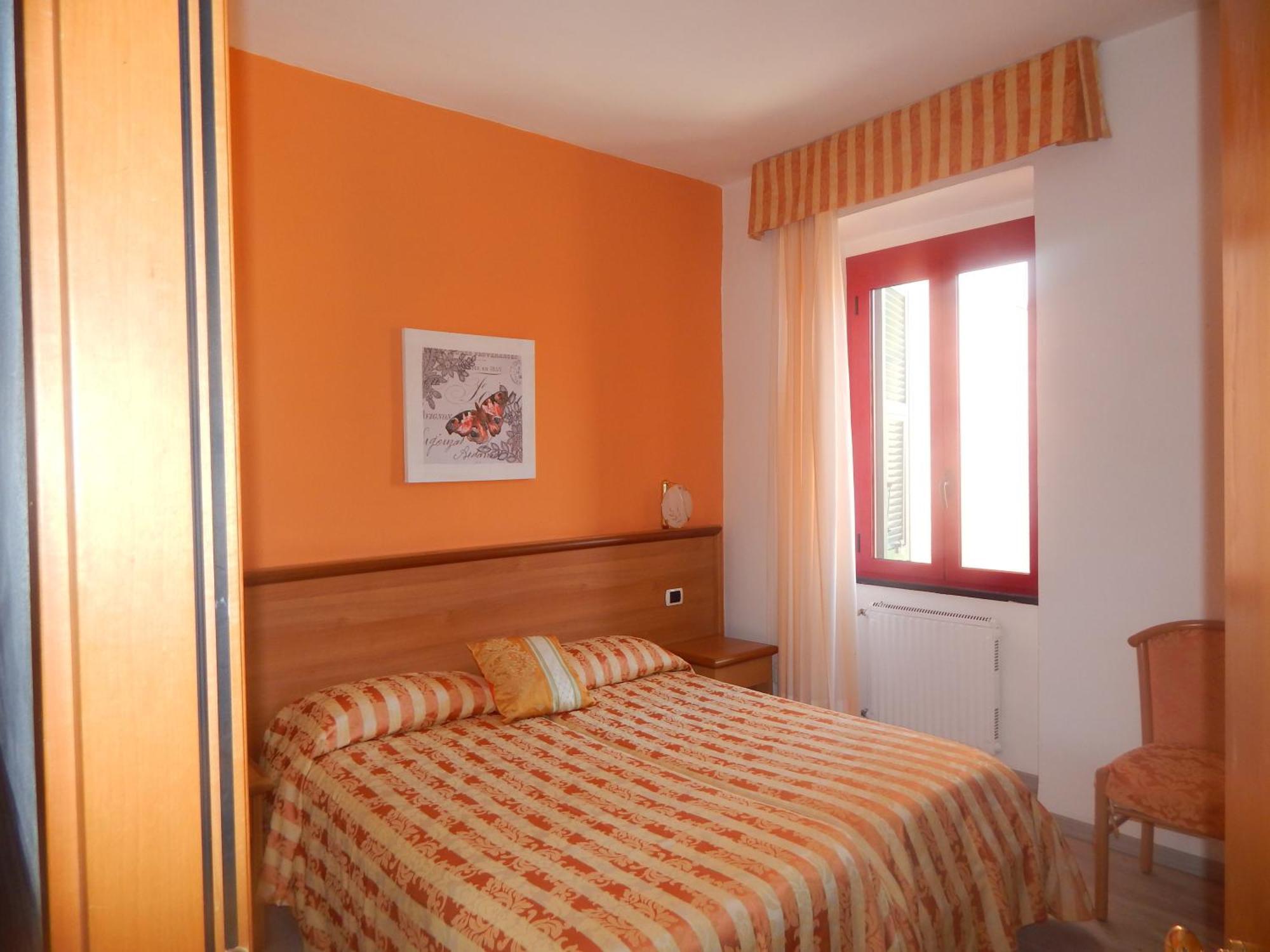 Albergo La Veranda Tavarone ภายนอก รูปภาพ